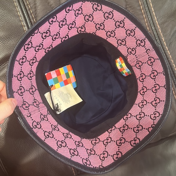Gucci
Women's Purple Gg Multicolor Canvas Bucket Hat - Picture 12 of 17